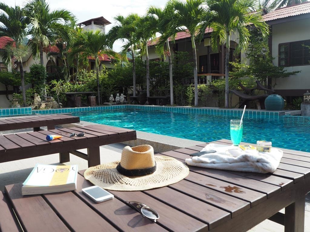 Отель Baan Sala Lung Dam Resort 1*