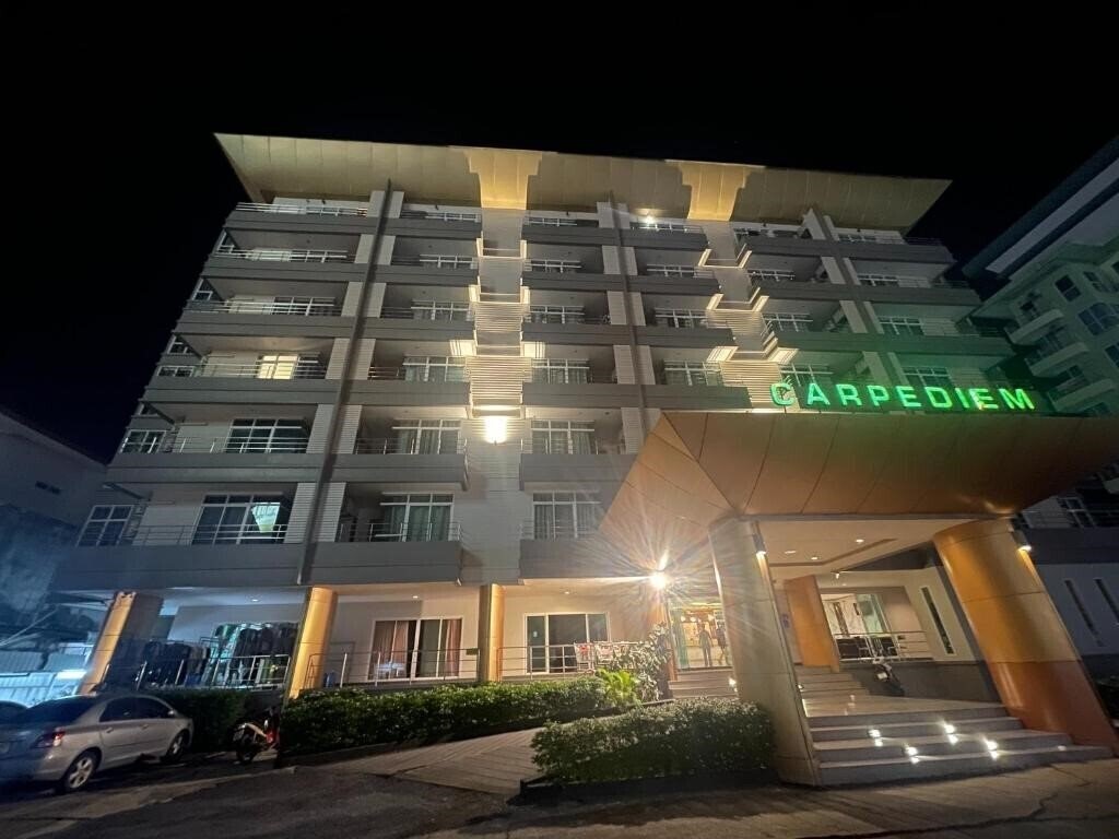 Готель Carpe Diem Hotel 3*