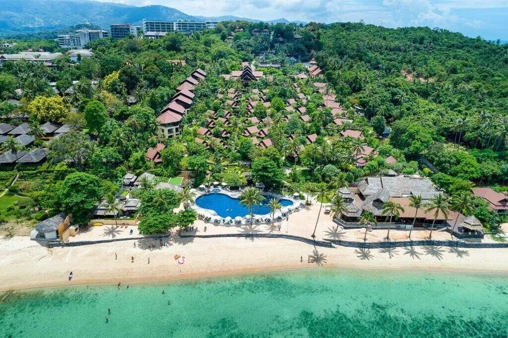 Готель Nora Beach Resort & SPA 4*