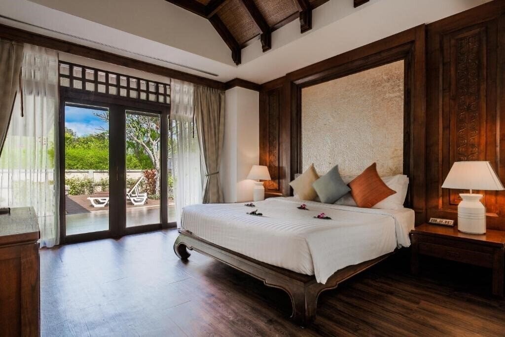 Фото Nora Beach Resort & SPA 4*