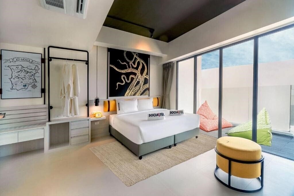 Отель Socialtel 4*