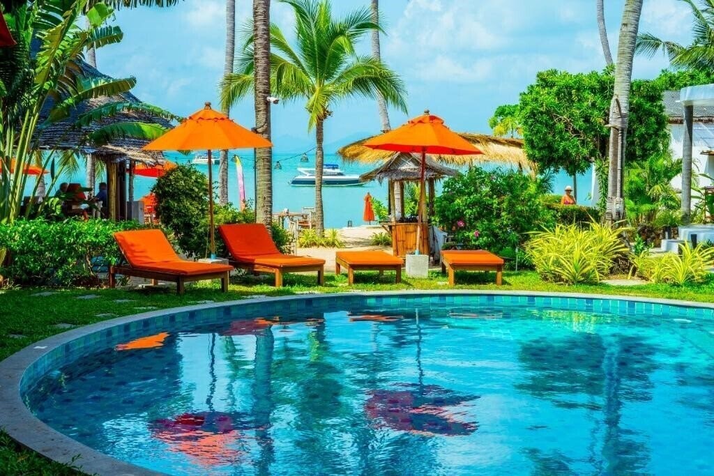 Готель Secret Garden Beach Resort 3*
