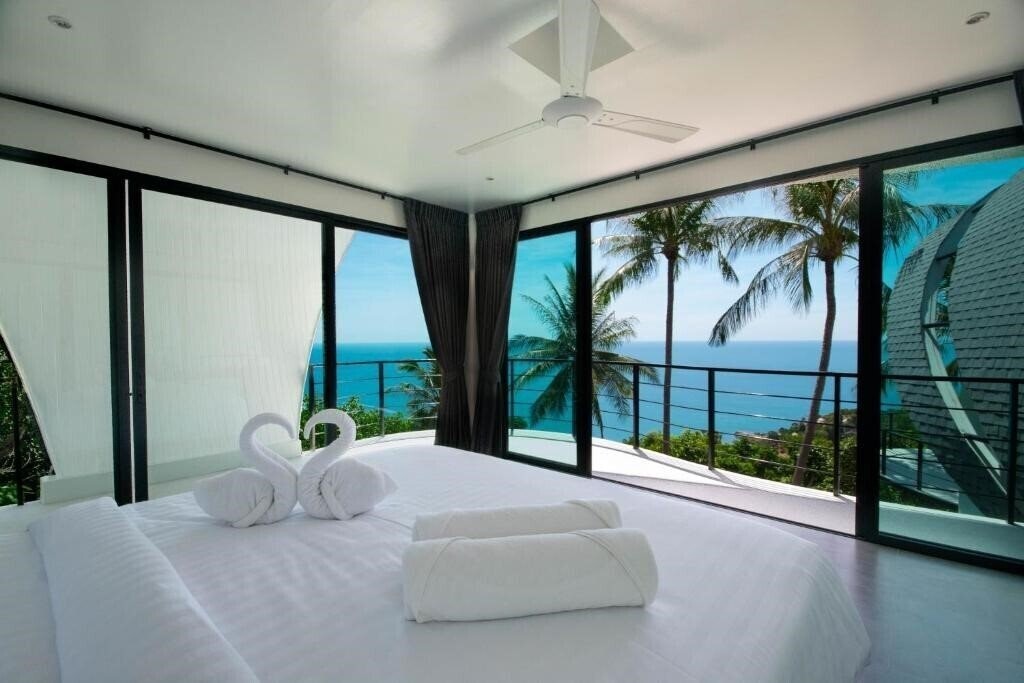 Фото Villa The Spot 4*