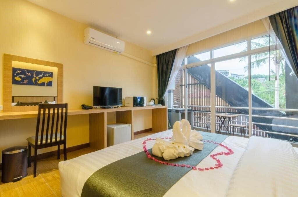 Фото My Place Chaweng Beach By Zuzu 3*