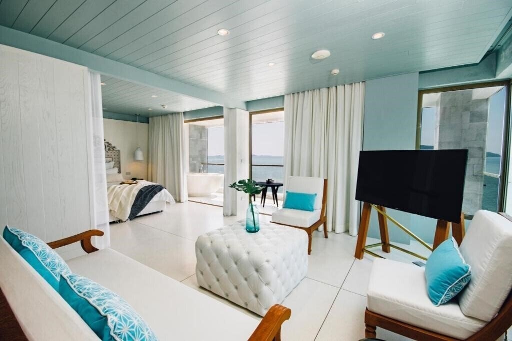 Картинка The Beach Samui 4*