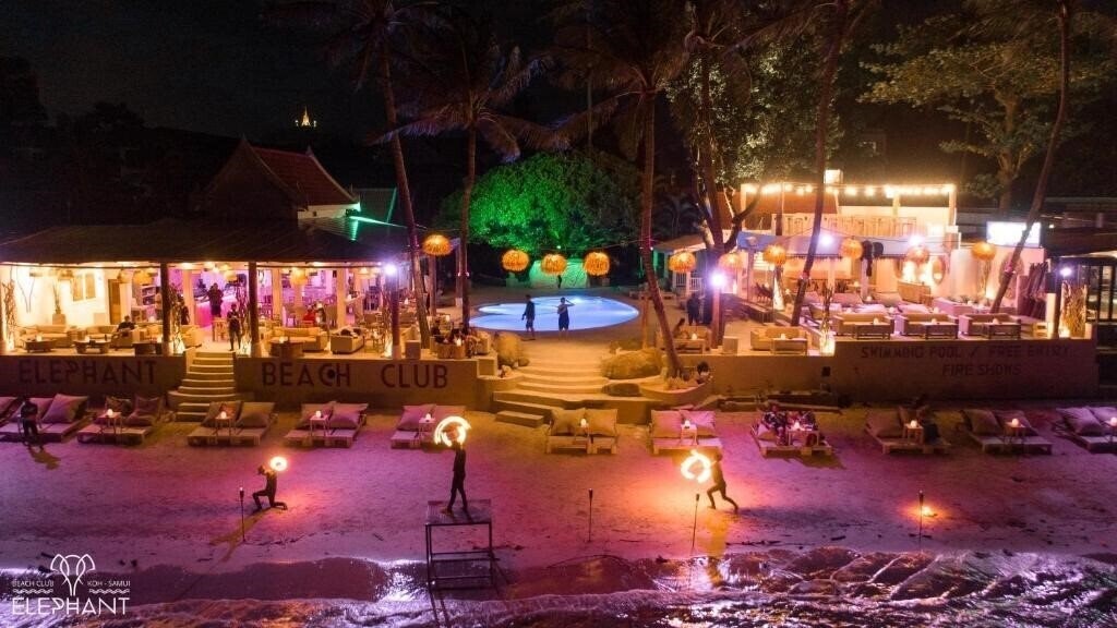 Отель Elephant Beach Club & Resort Samui 4*
