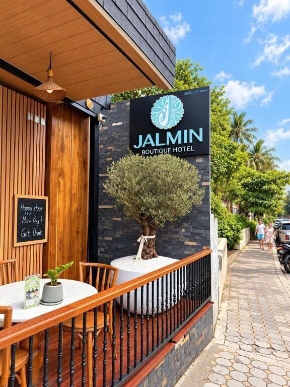 Отель Jalmin Samui Boutique Hotel 3*