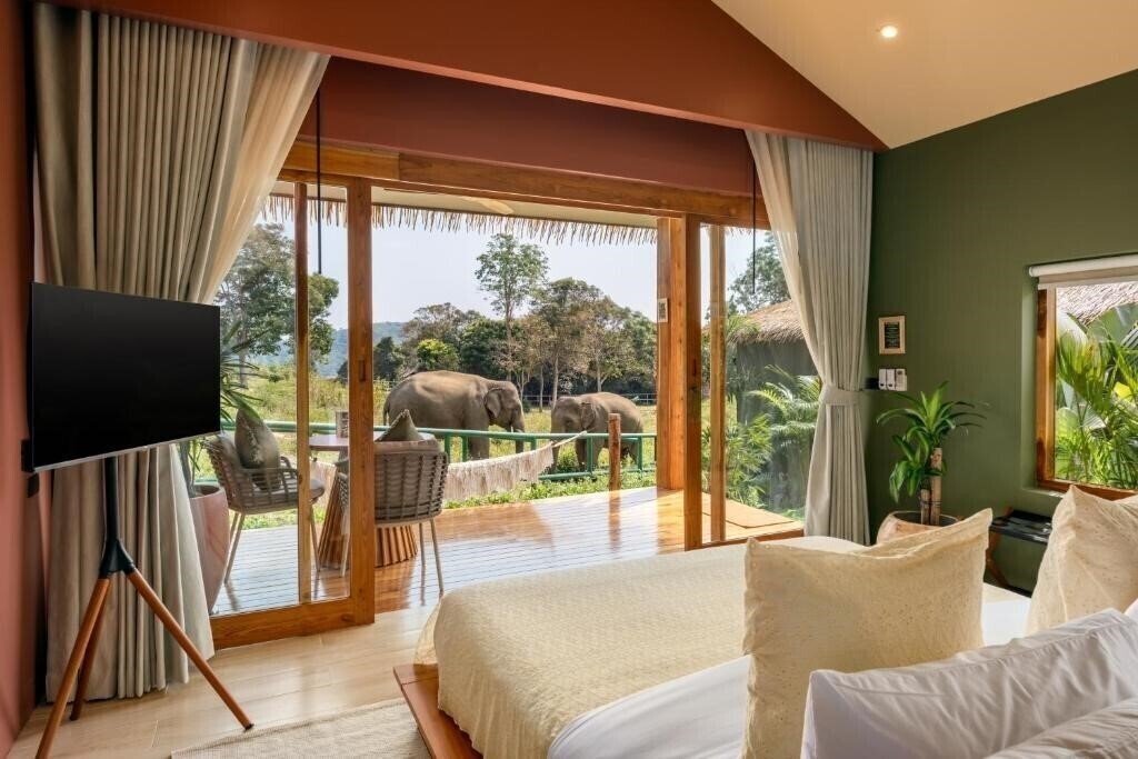Изображение Wild Cottages Elephant Sanctuary Resort 5*