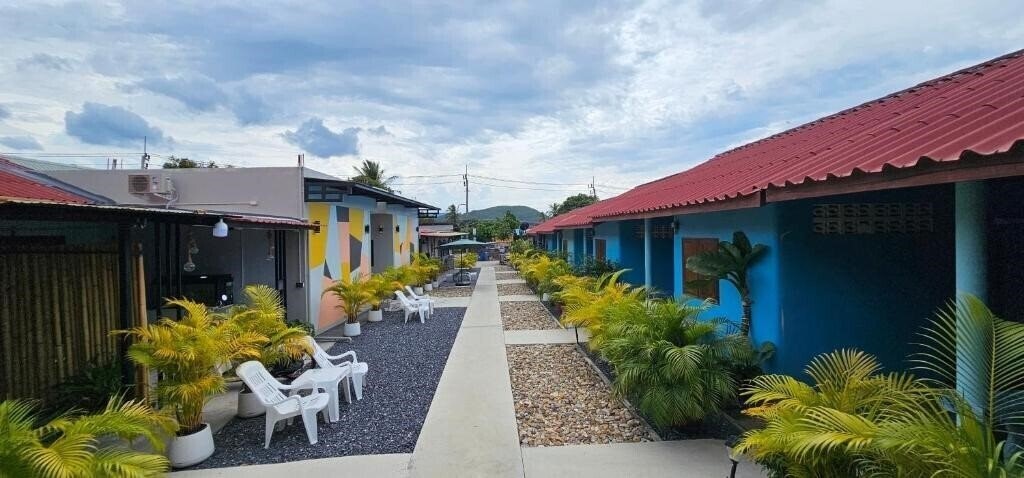 Отель SK Hometel Samui Airport 3*