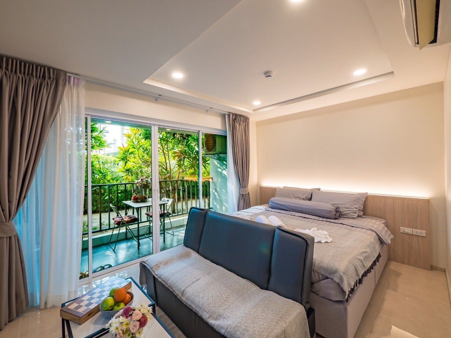 Отель The Terraza Condo Apt 3*