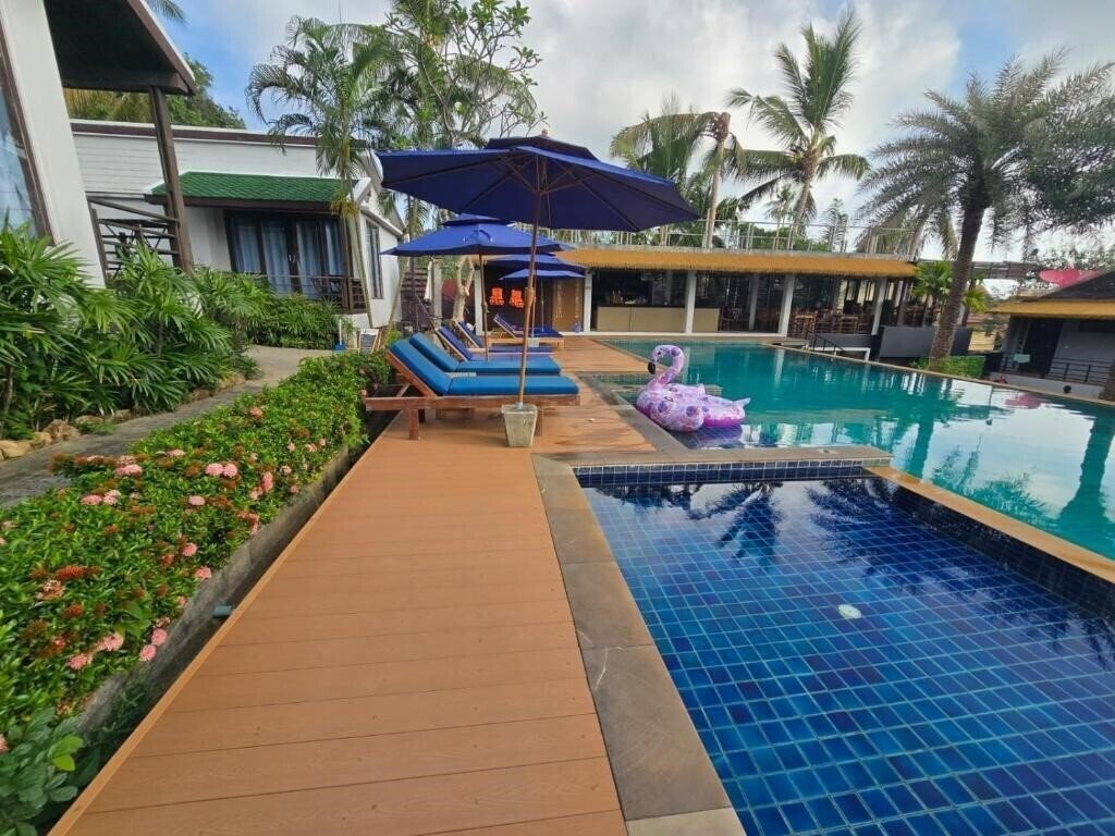 Готель The Sasitara Residence 3*