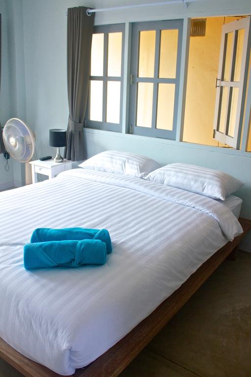 Фото Beach House 3*