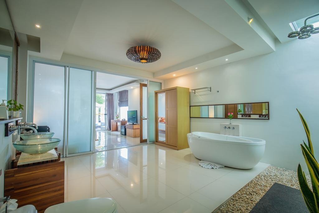 Фотографія KC Beach Club & Pool Villas 4*