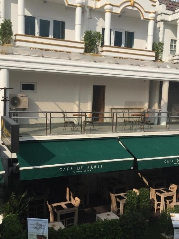 Фотография Cafe De Paris 3*