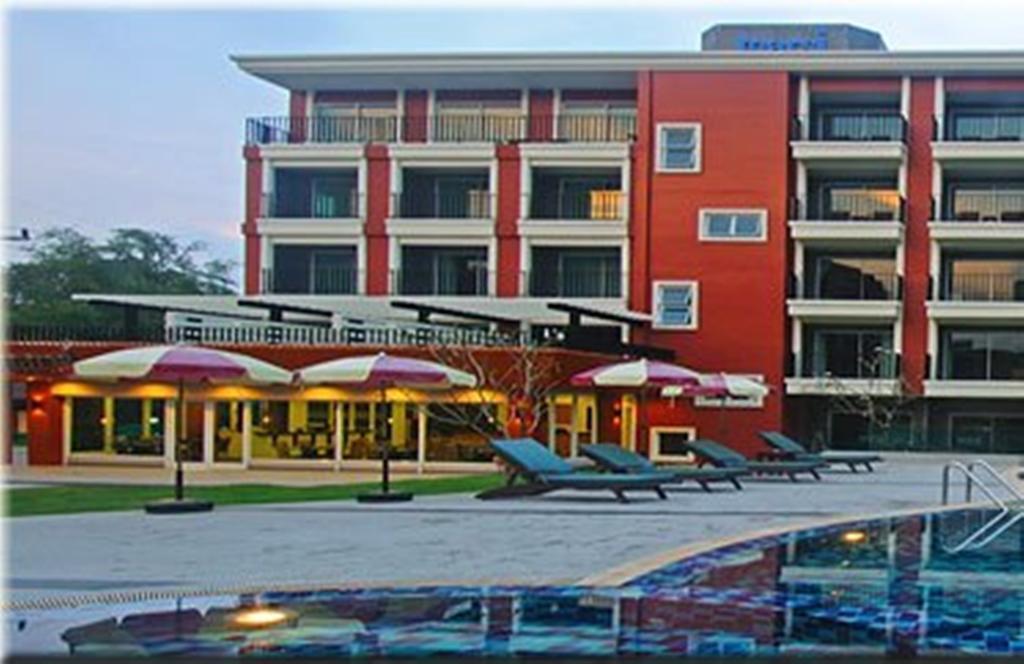 Готель Marsi Pattaya 3*
