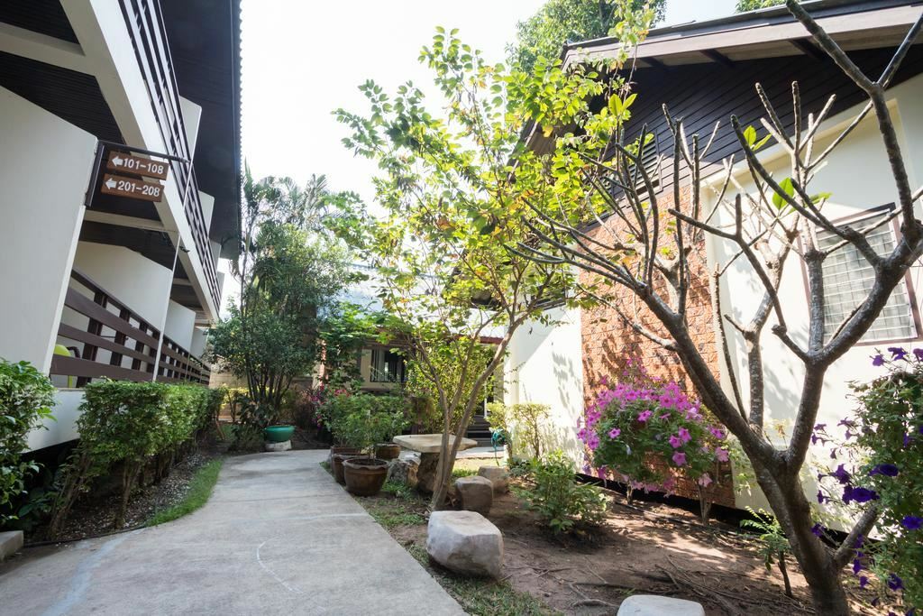 Фотографія The Beach Garden Resort 3*