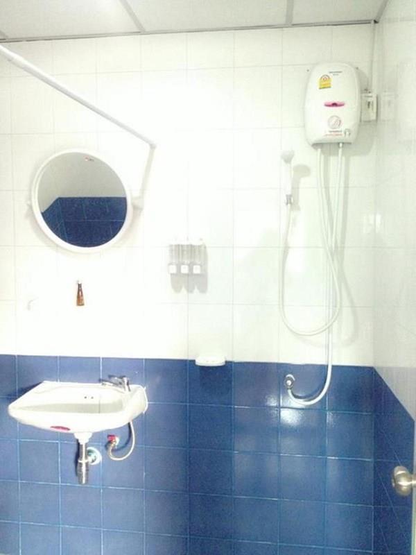 Изображение Beach House Pattaya 2*