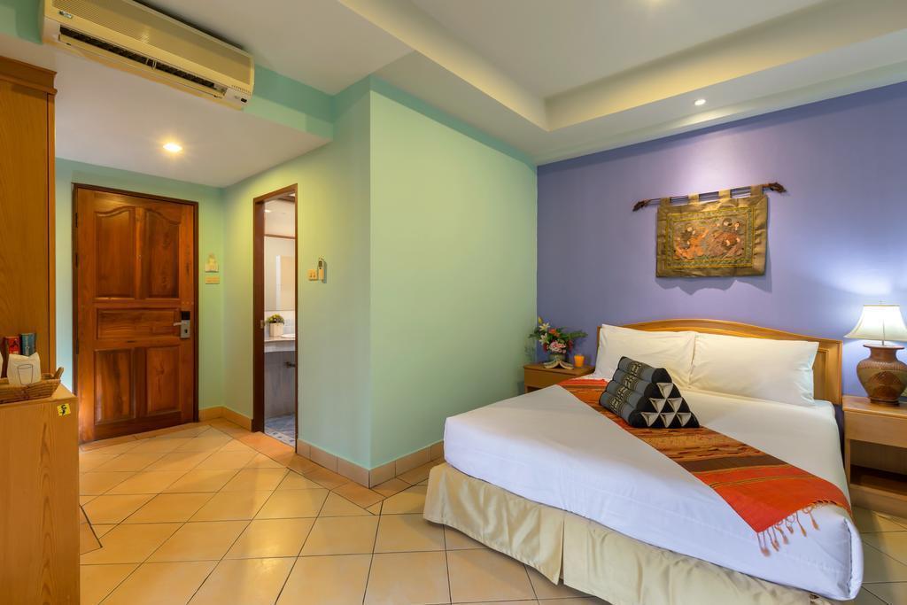 Фотографія Seven Oaks Inn 2*