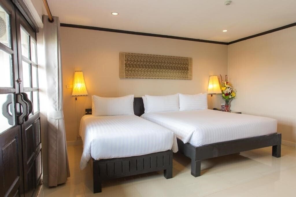 Фото Golden Tulip Essential Pattaya 3*