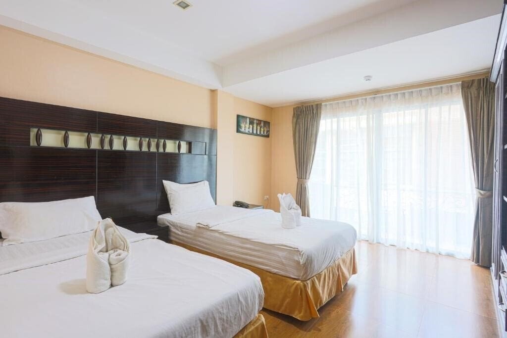 Фото Land Royal Residence 3*