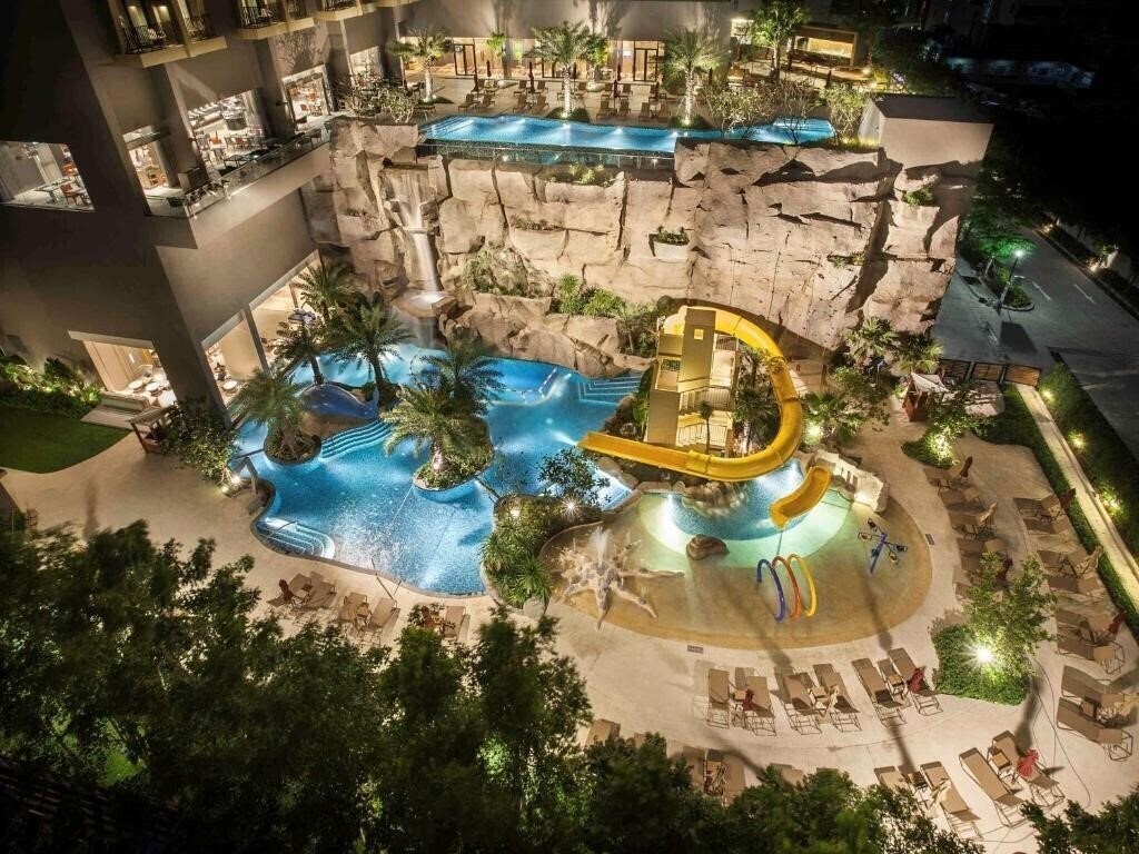 Готель Mercure Pattaya Ocean Resort 4*