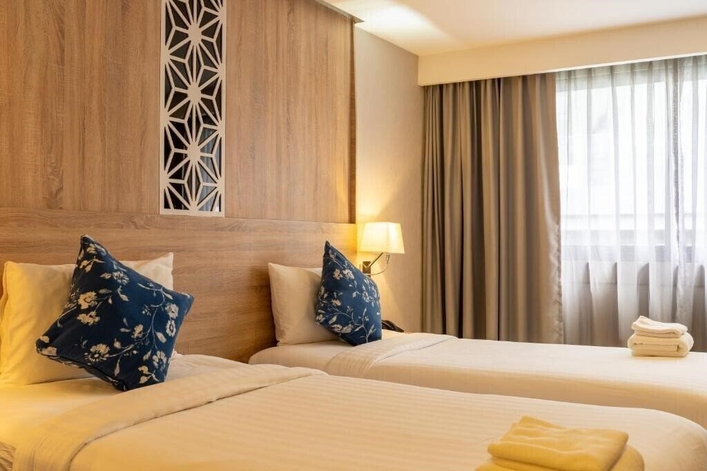 Фото Rodina Beach Hotel 3*