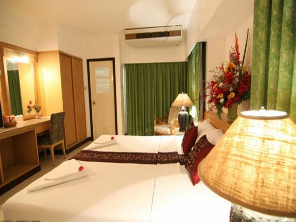 Фотографія Eastiny Inn Hotel 3*