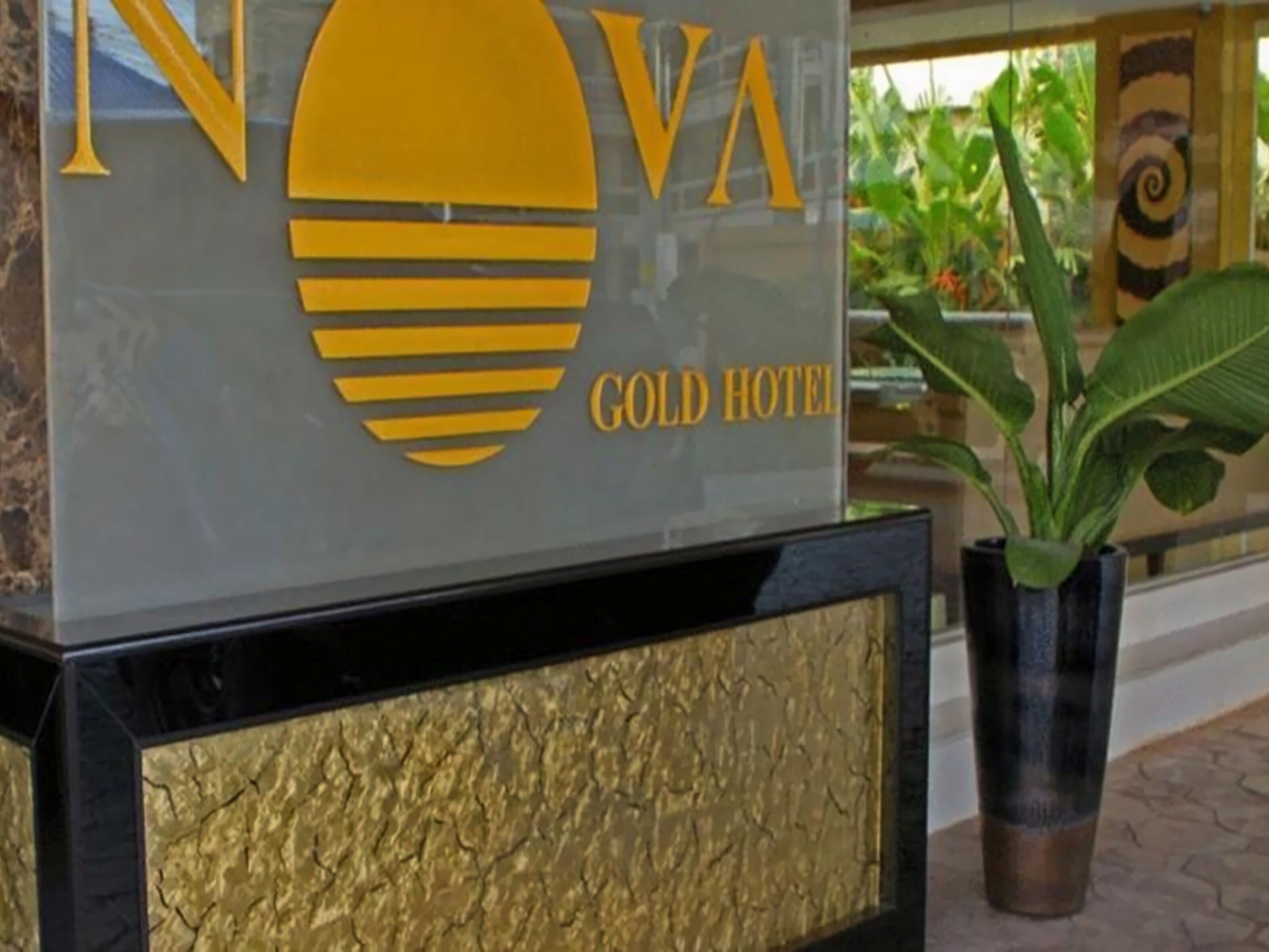 Отель Nova Gold Hotel 4*