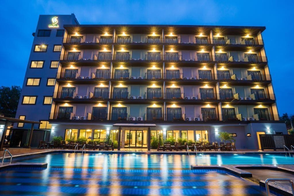 Готель Savotel 2*