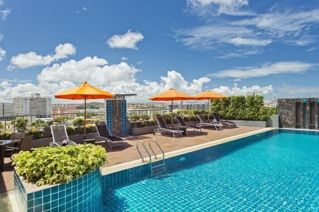 Зображення Adelphi Pattaya 3*
