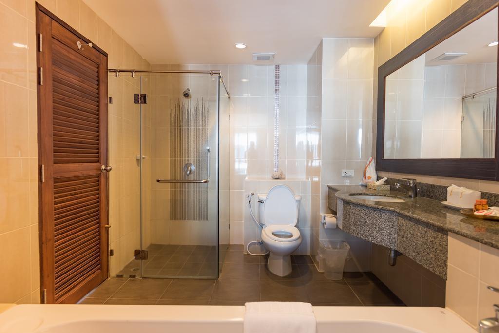 Фото Hotel J Pattaya (ex. Hotel J) 4*