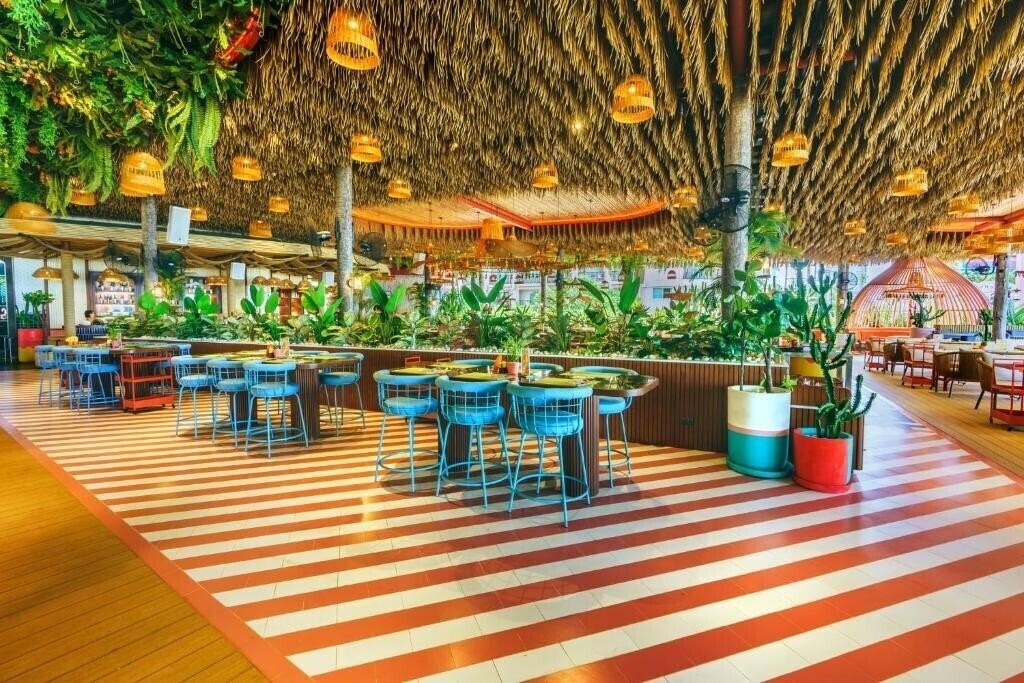 Картинка A-One New Wing Hotel 4*