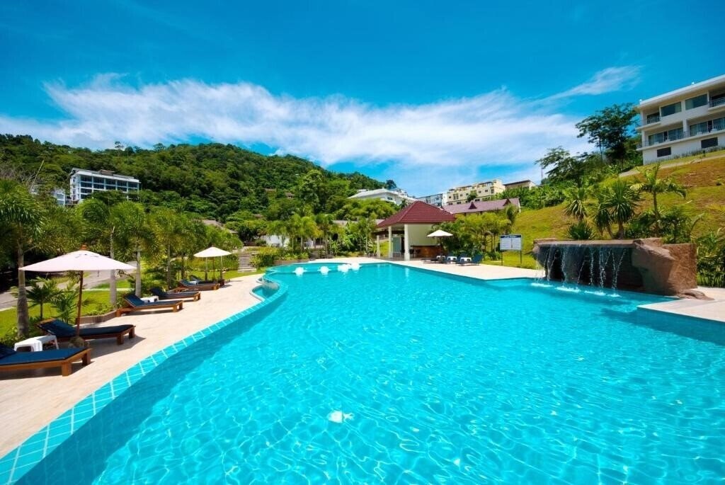 Изображение Hill Resort Phuket 3*
