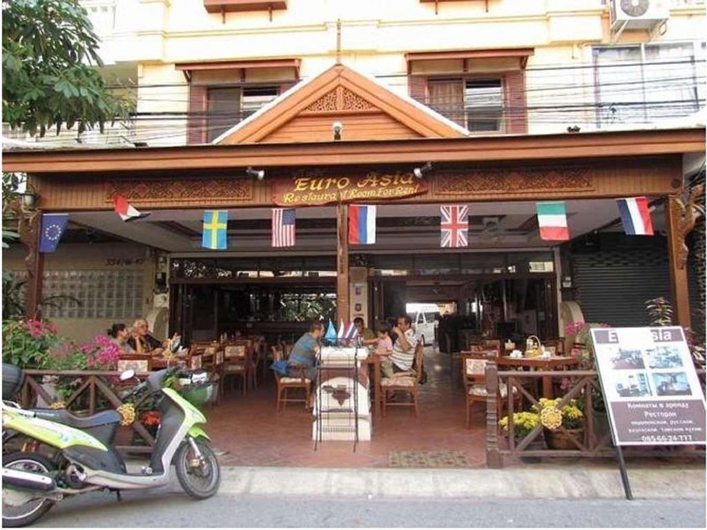 Отель Euro Asia Jomtien 2*