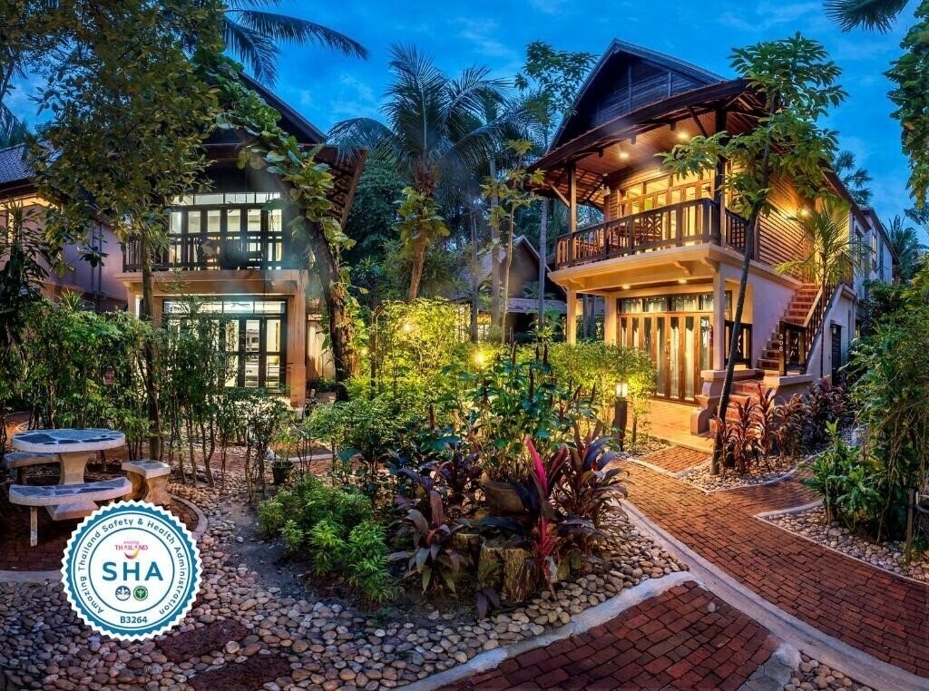 Готель Rabbit Resort 4*