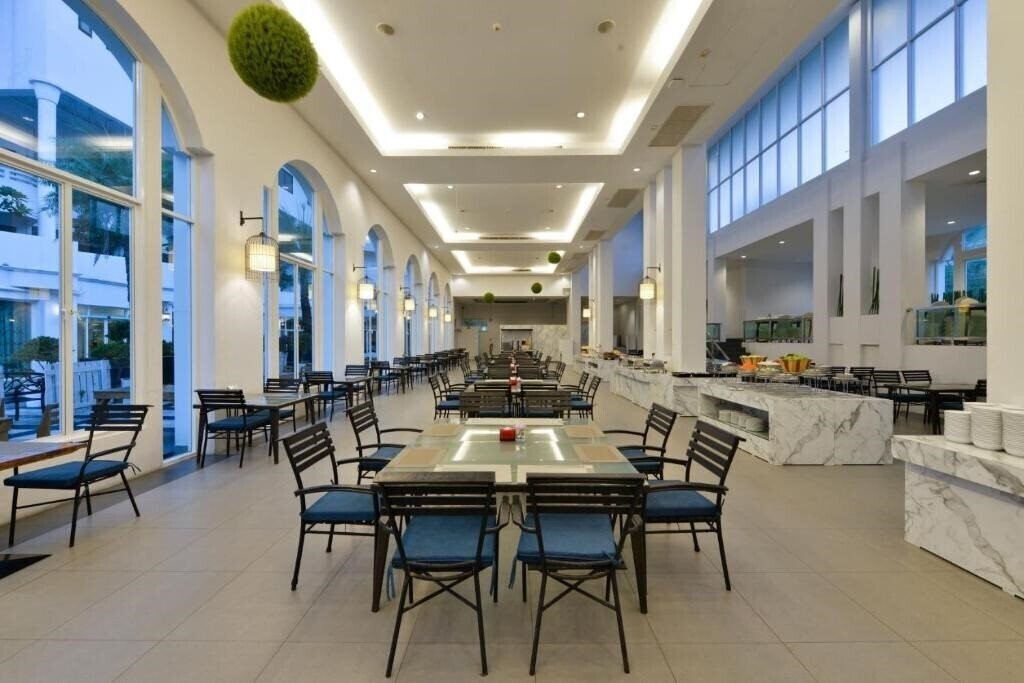 Изображение Furama Jomtien Beach 4*