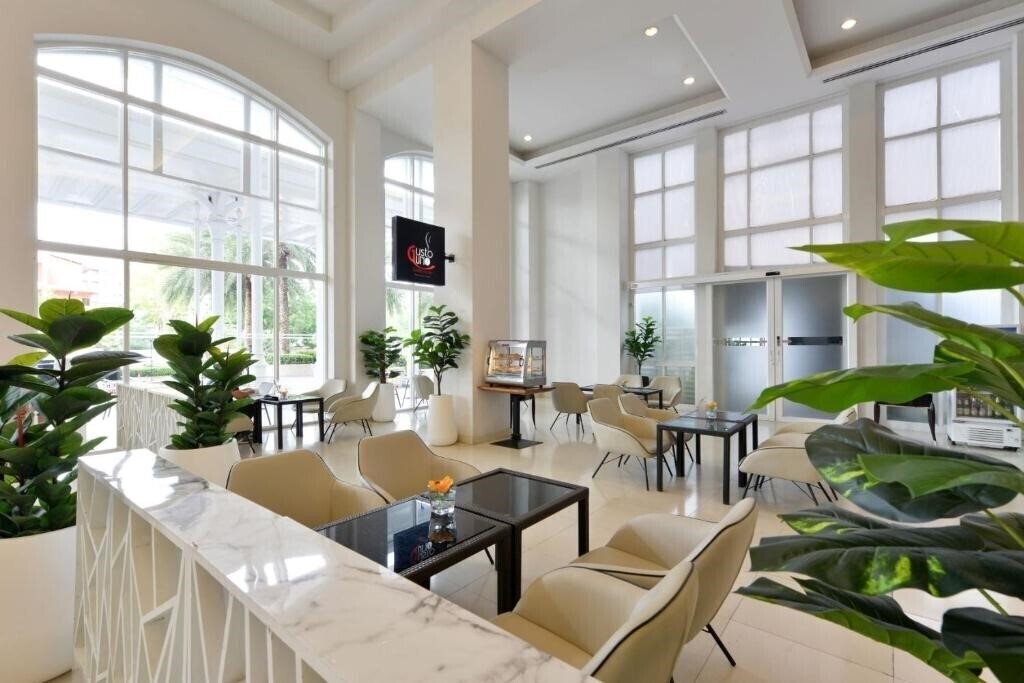 Картинка Furama Jomtien Beach 4*