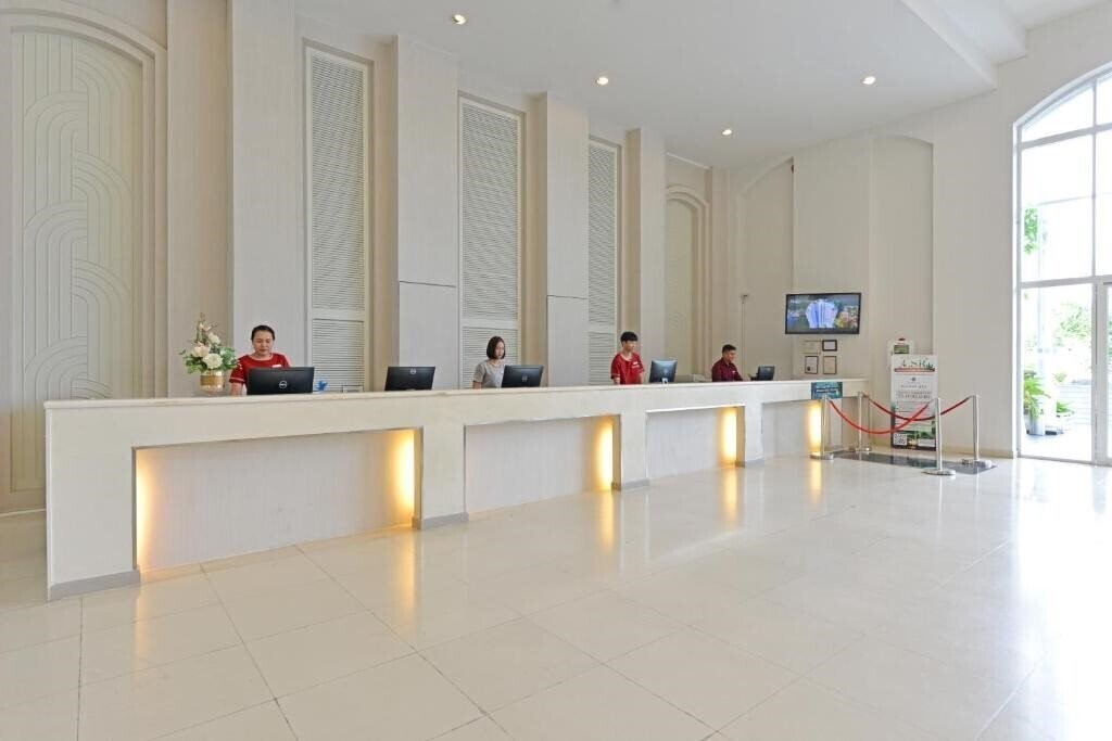 Картинка Furama Jomtien Beach 4*