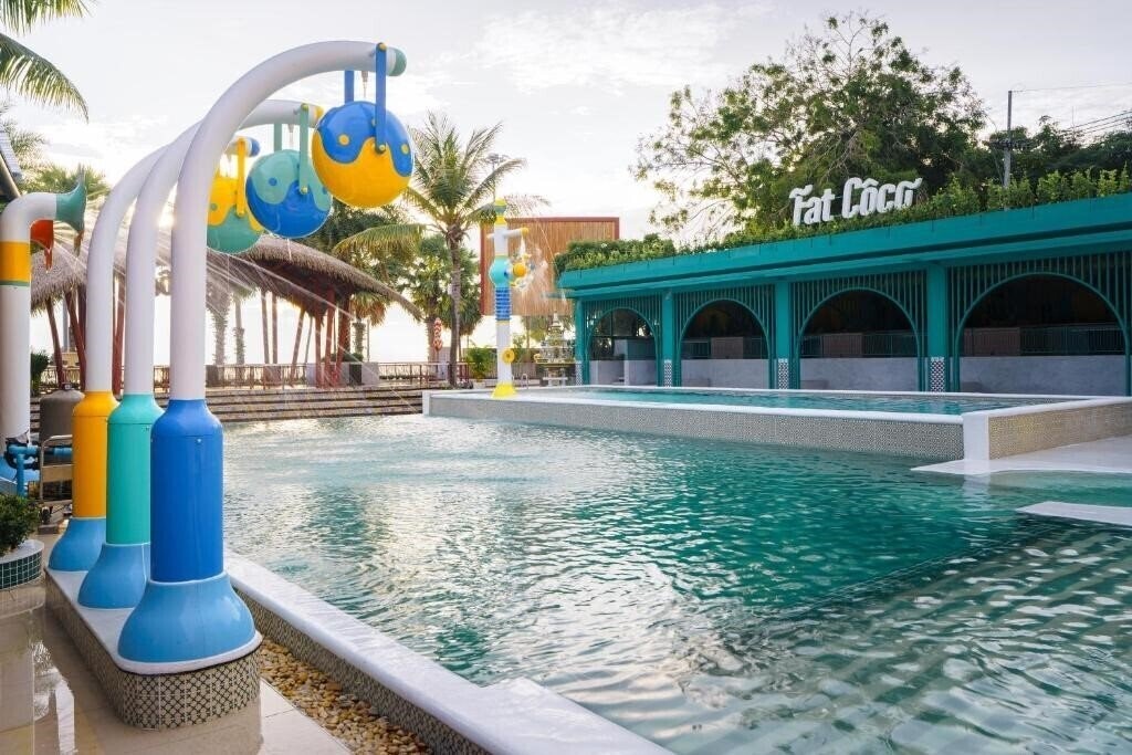 Зображення A-One The Royal Cruise Hotel Pattaya 4*