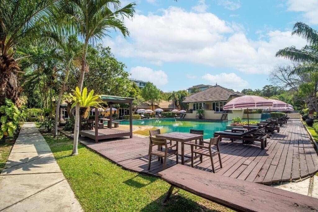 Фотографія East Sea Resort 3*