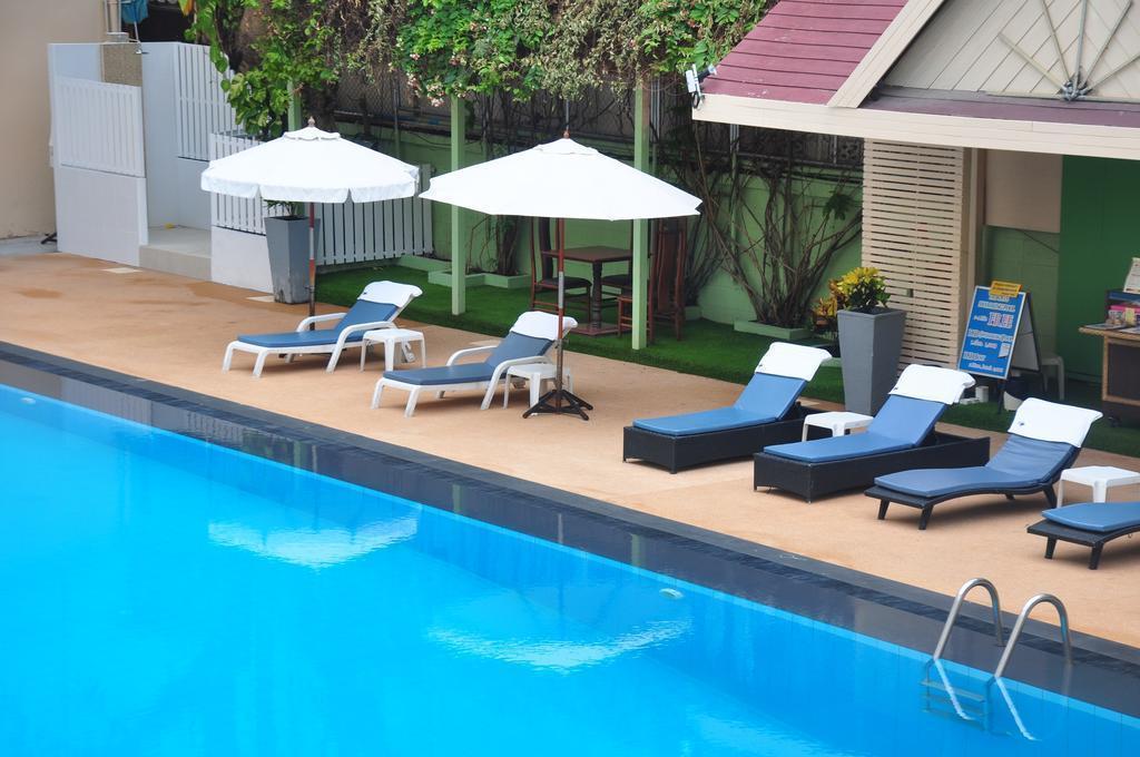 Фото Beverly Plaza 3*