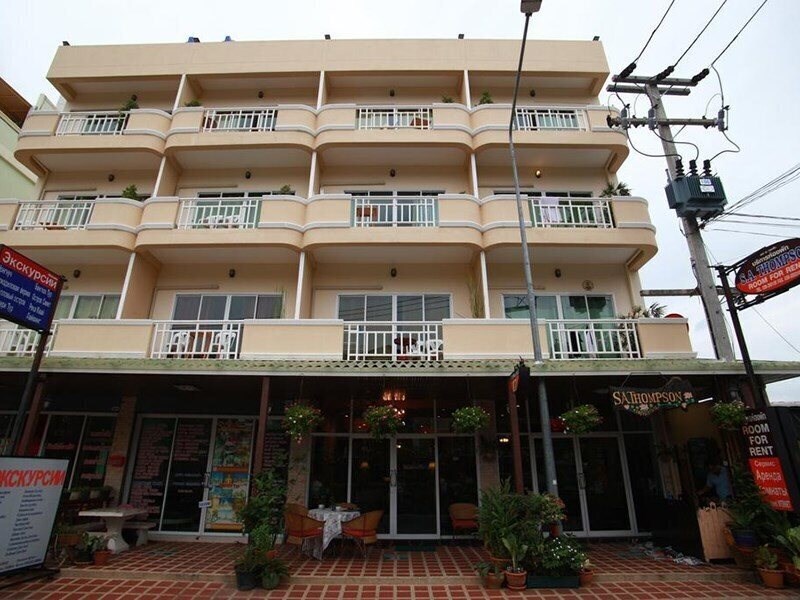 Отель Dacha Beach Hotel 2*