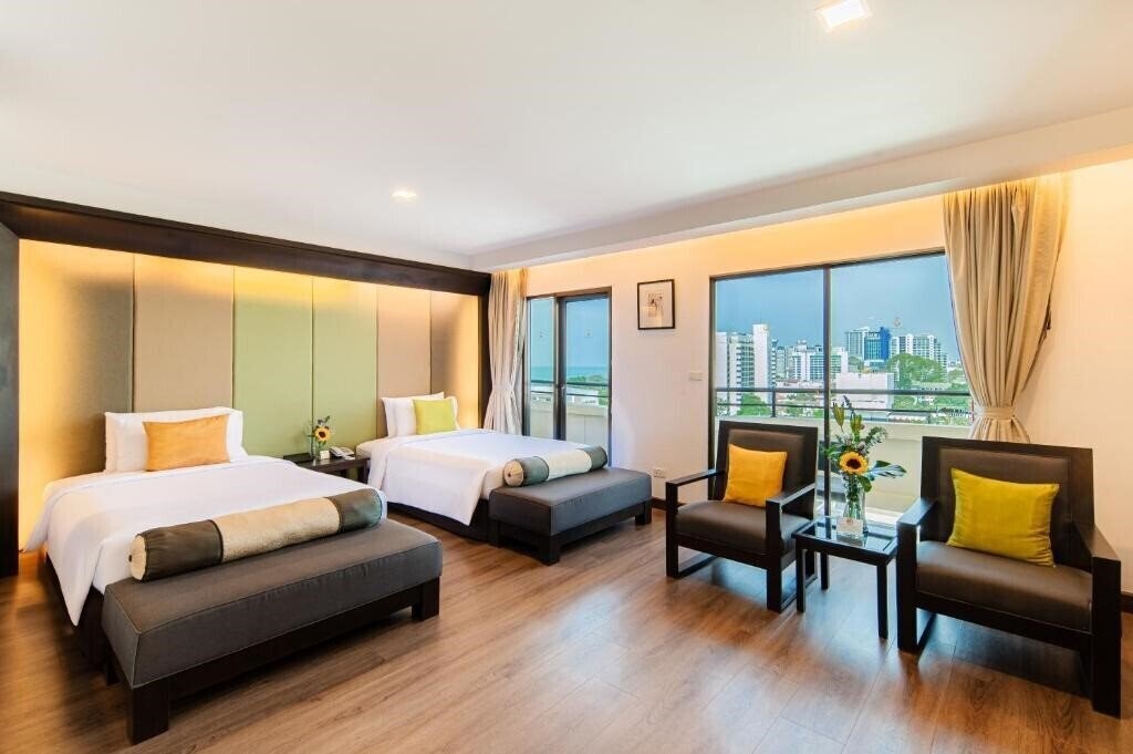Фото Sunbeam Hotel 4*
