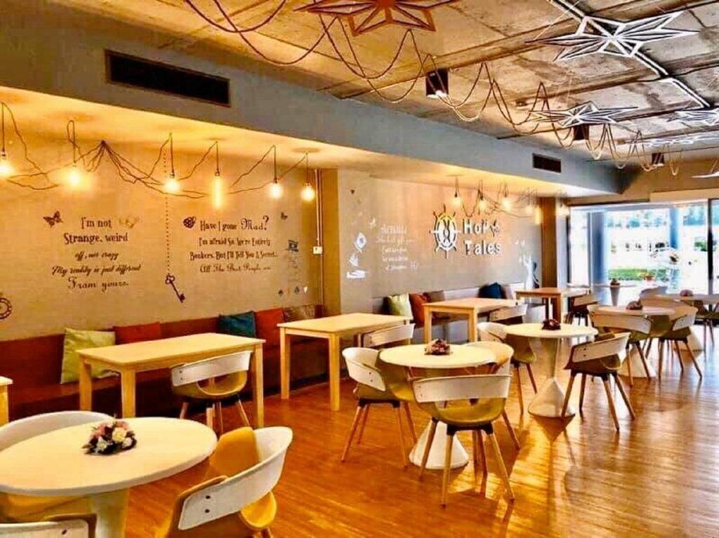 Фотографія Ambassador City Garden Wing 3*