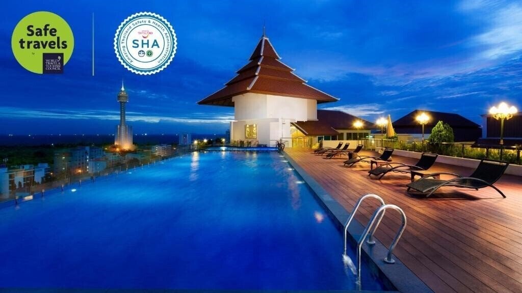 Готель Aiyara Grand Hotel 4*