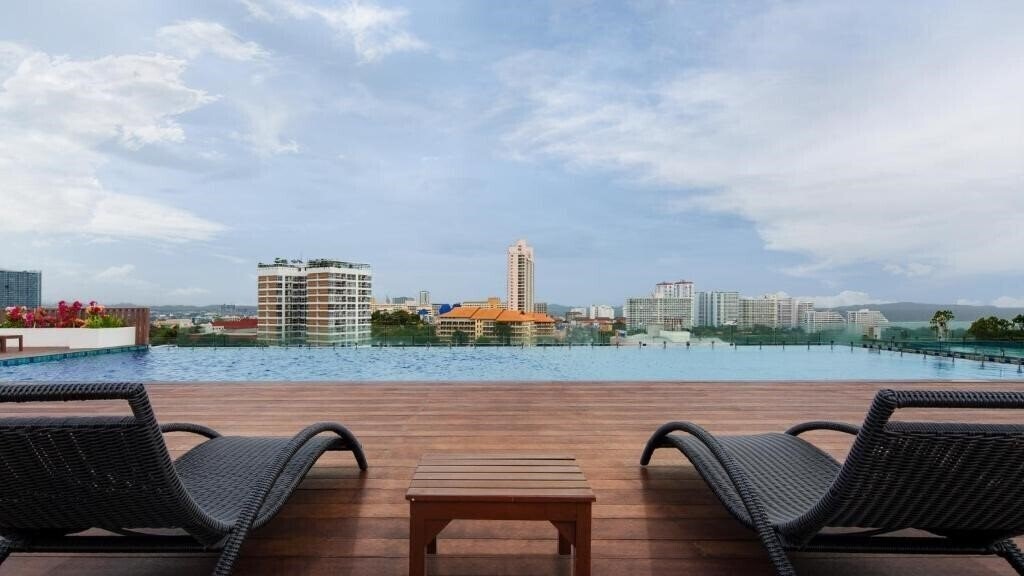 Фотографія Aiyara Grand Hotel 4*