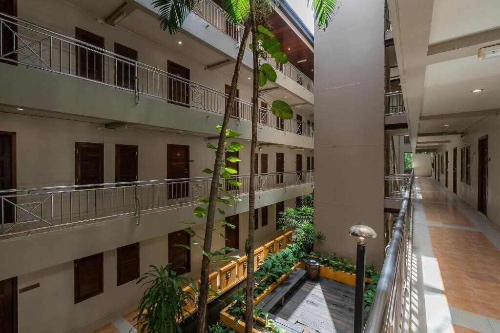 Фотографія Bella Villa Pattaya 3rd Road (ex. BW Bella Villa Serviced Apartment, Bella Villa Servise Apts, Bella Villa) 3*