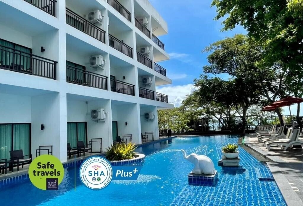 Фото Cosy Beach Hotel 3*
