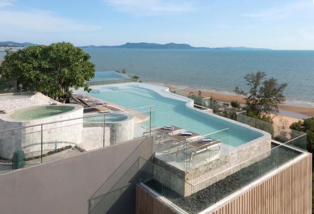 Фотографія Best Western Premier Bayphere Pattaya 5*