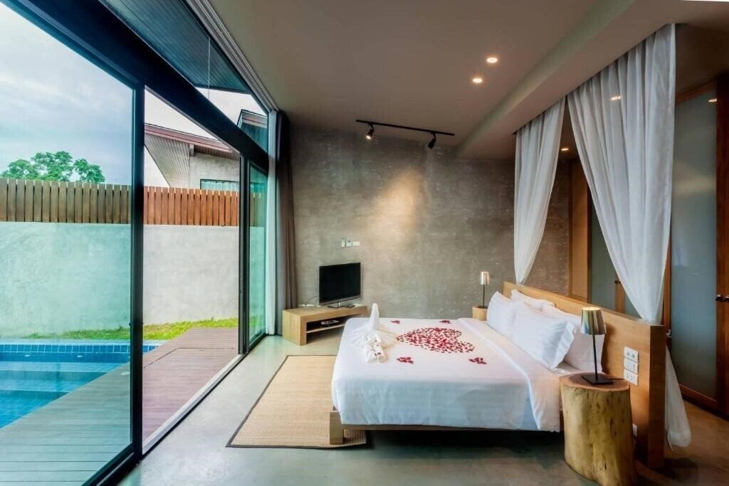 Фото Sea Two Pool Villa Resort 4*